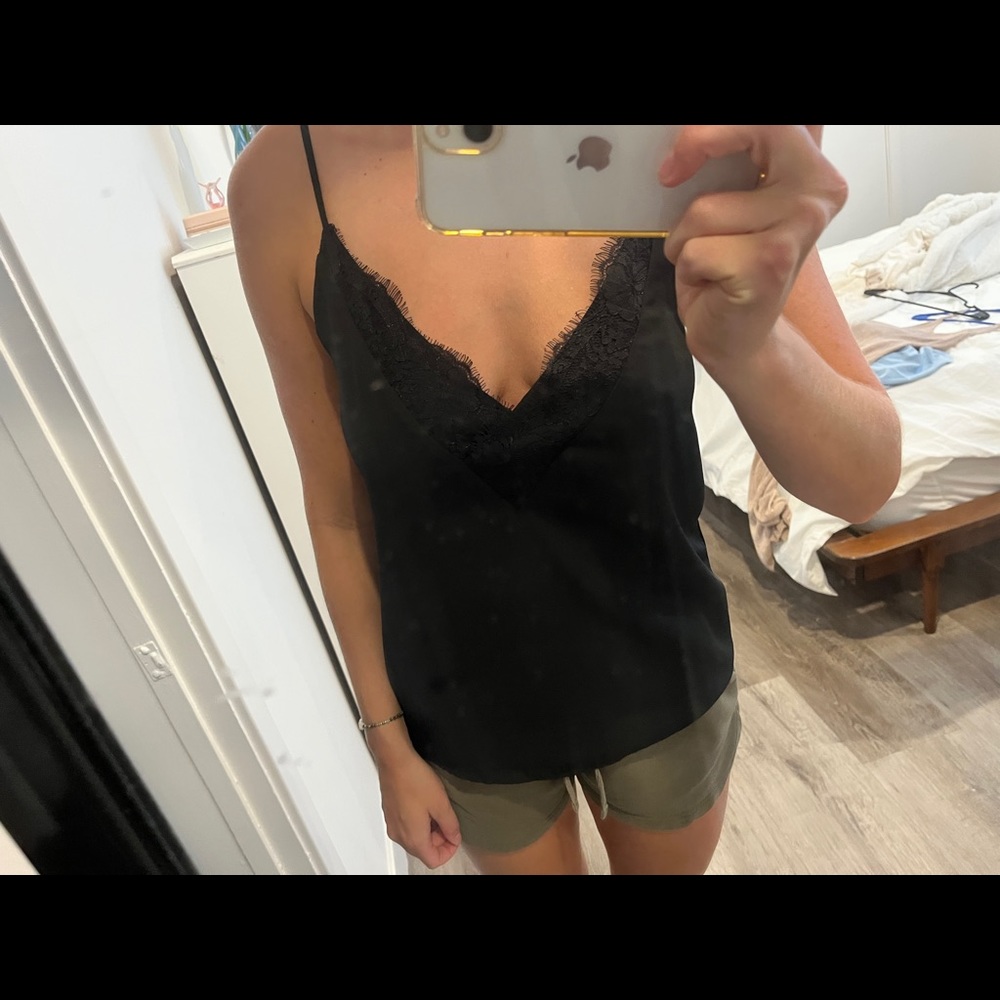 Black flowy tank top with lace trim